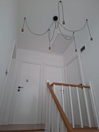 Casă cu 4 camere în Preajba