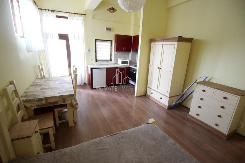 Apartament 1 Camera De Inchiriat, Piata Trandafirlor,Zona Utracentrala - 1