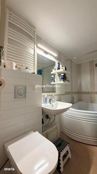 Apartament cu 4 camere semidecomandat, mobilat în Berceni