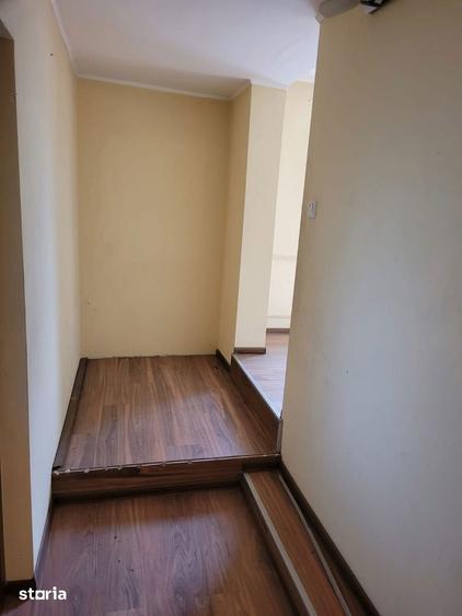 Vila spa?ioasa S+P+1E+M | Chitila | Str. 8 Martie - 11