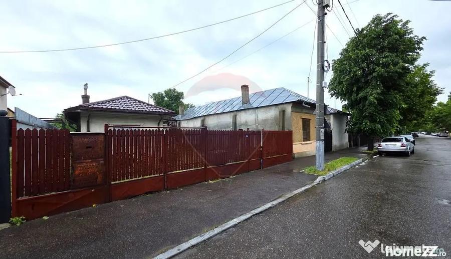 Casă cu 3 camere cu Teren 546 Mp în Central