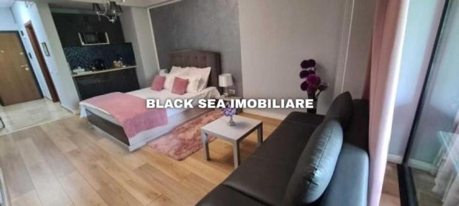 Apartament cu 2 camere, mobilat în Central