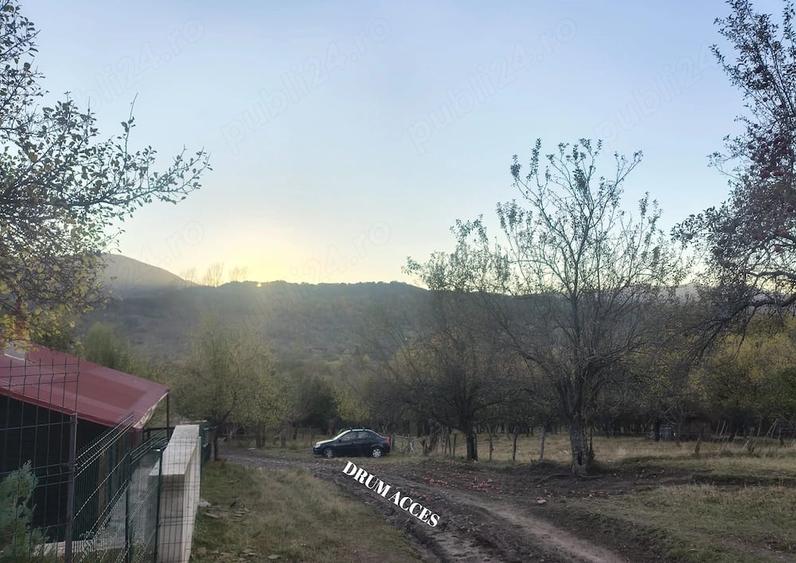 Teren de 4829 mp, în Corbi