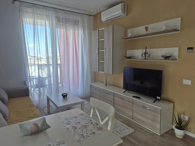Apartament cu 2 camere semidecomandat în Central