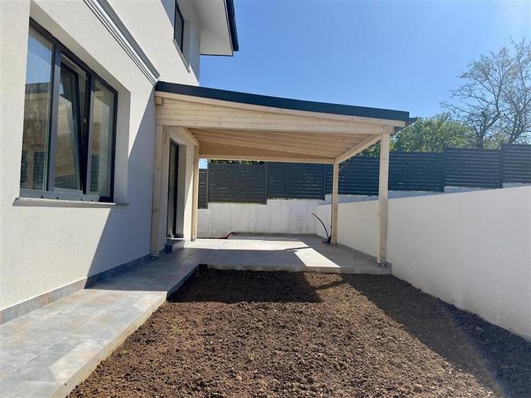 Casă individuală cu 4 camere cu Teren 660 Mp în Bârnova