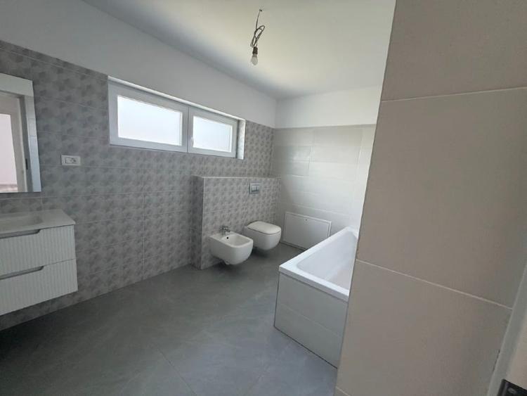Casă individuală cu 4 camere cu Teren 600 Mp în Tărlungeni