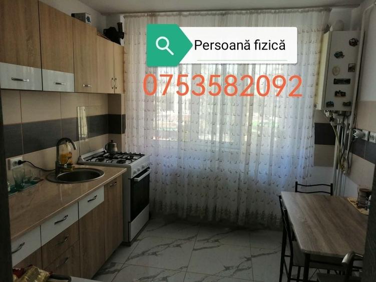Apartament cu 3 camere decomandat în Alexandru cel Bun