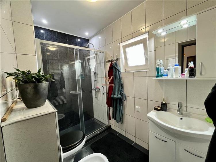 Apartament cu 5 camere decomandat în Arhitecților - Calea Cisnădiei