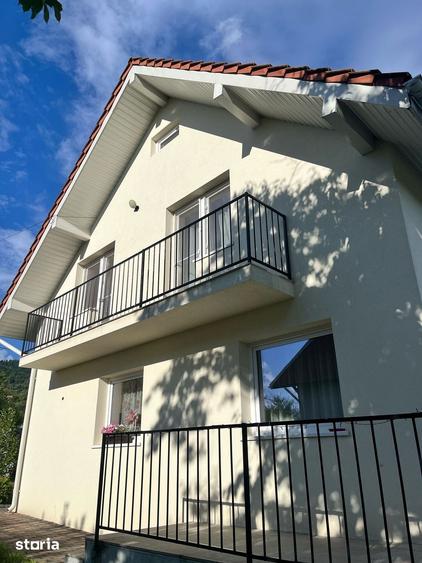 Casă cu 4 camere cu Teren 1100 Mp în Orașul Vechi
