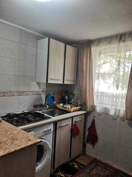 Casă individuală cu 3 camere cu Canalizare în Viișoara