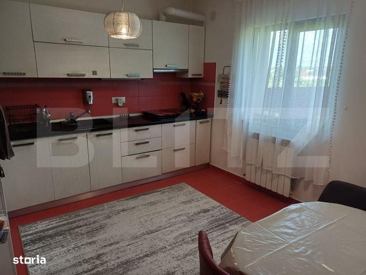Casă cu 4 camere în Mihoveni