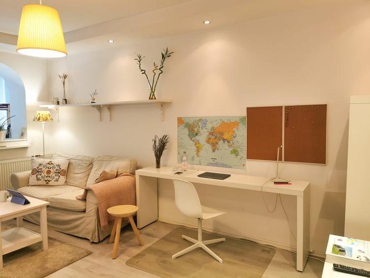 Apartament cu 2 camere semidecomandat, mobilat în Tineretului
