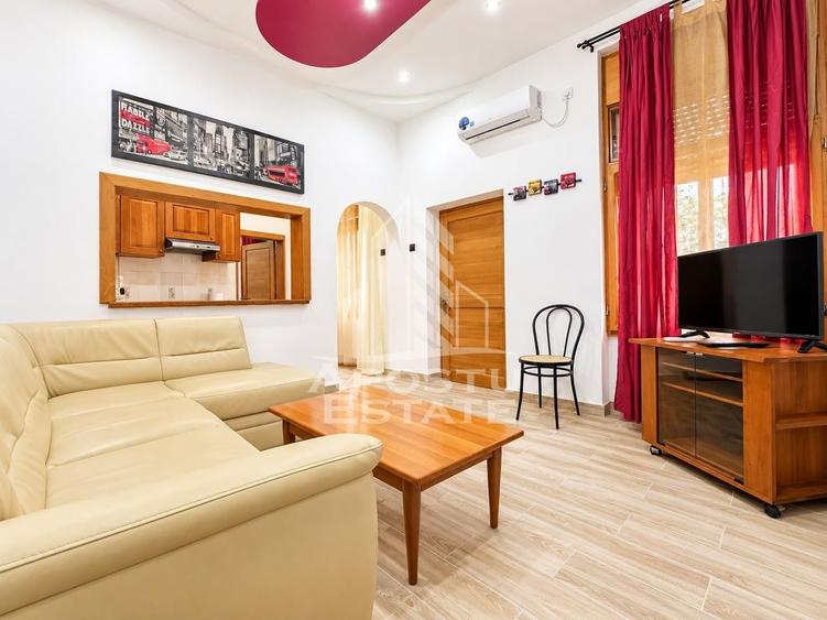 Apartament cu 2 camere decomandat, mobilat în Ultracentral