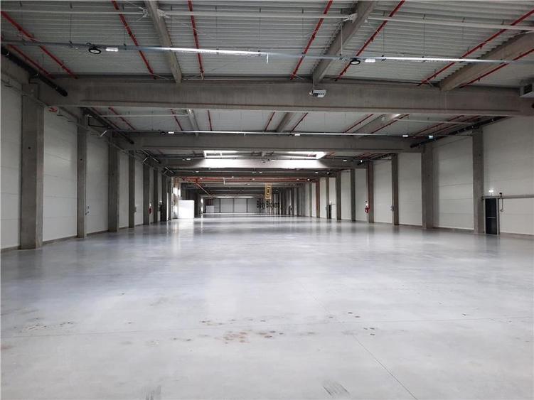 Spațiu industrial, de 900 mp, în Jucu
