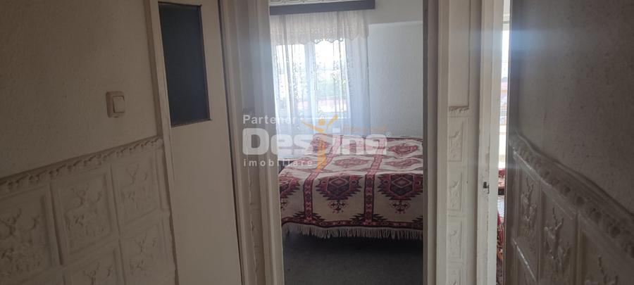 APARTAMENT CU 3 CAMERE IN ZONA MATERNA SITUAT LA ETAJUL 3 BLOC TURN - 8