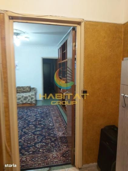 Apartament cu 3 camere semidecomandat în Alexandru Obregia