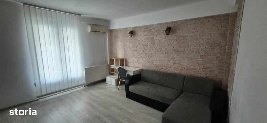 Apartament cu 2 camere decomandat, mobilat în Ultracentral