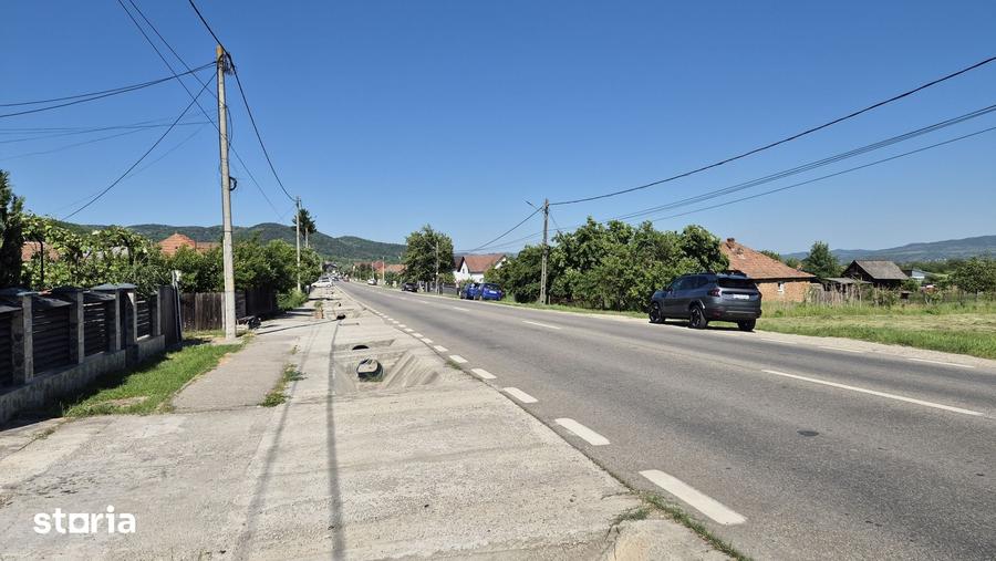 Teren de 1052 mp, în Copăcelu