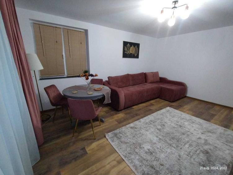 Garsonieră decomandată în Central