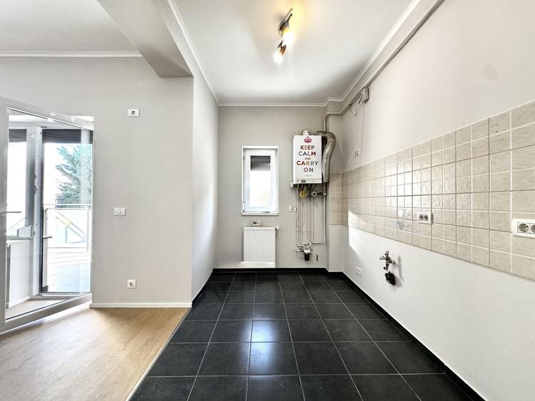 Apartament cu 3 camere semidecomandat în Braytim