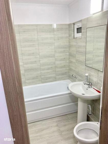 Apartament cu 3 camere decomandat în Drumul Taberei