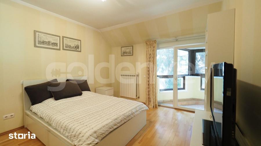 Casă cu 6 camere cu Teren 200 Mp în Central