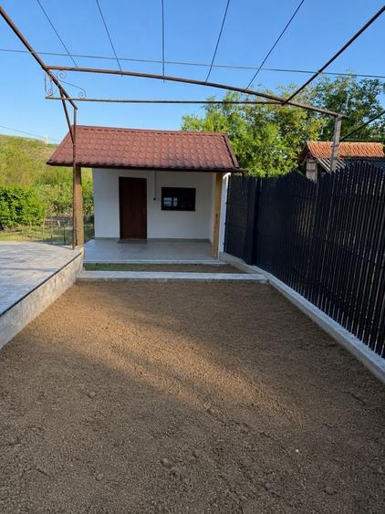 Casă cu 2 camere în Hidiș