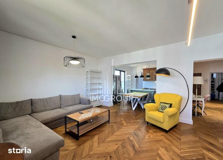Apartament cu 4 camere în Central
