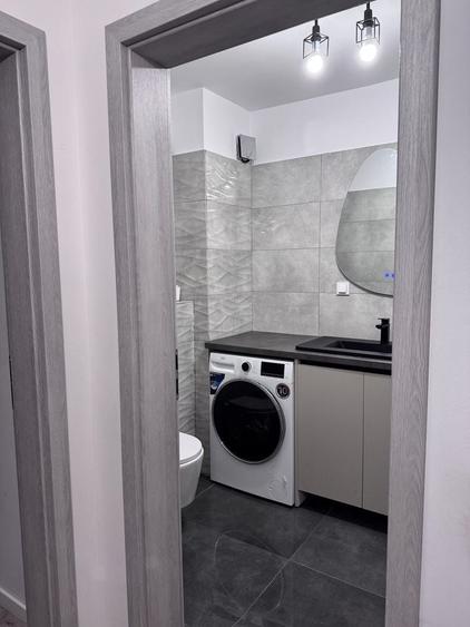 Apartament cu 2 camere decomandat în Florești