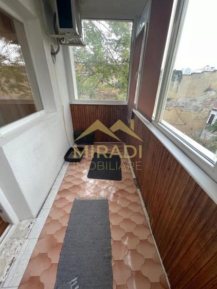 Apartament cu 2 camere, mobilat în Ștefan cel Mare