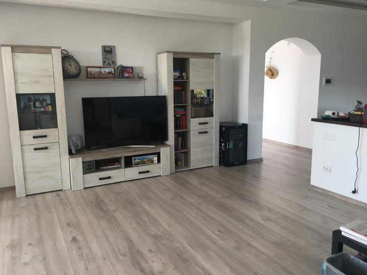 OPORTUNITATE casa PASIVA - PRITENOASA CU MEDIUL 7 camere - 5