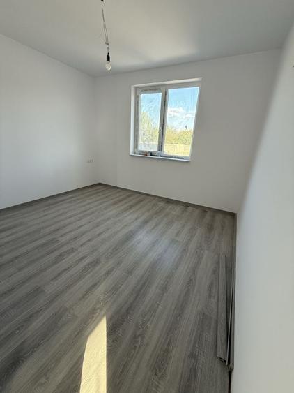 Casă cu 3 camere în Uliuc