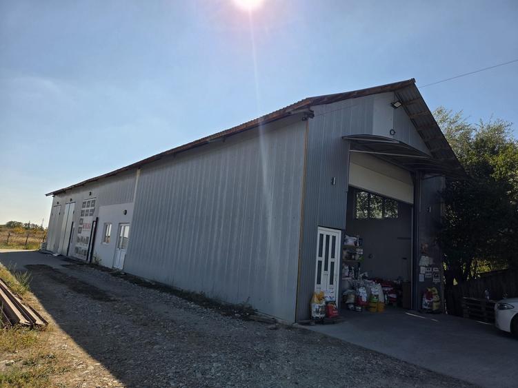 Spațiu comercial, de 210 mp, în Central