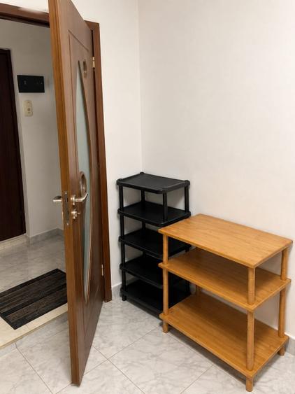 Apartament cu 2 camere decomandat în Lenin
