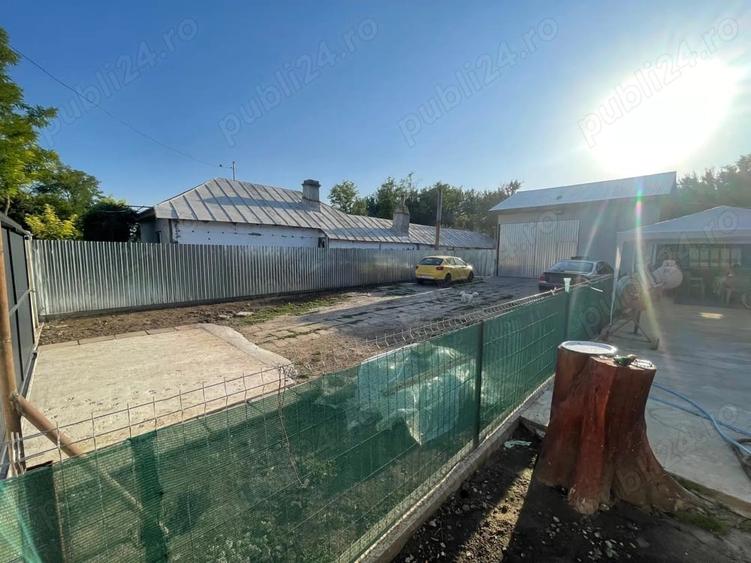 Casă cu 5 camere cu Teren 2000 Mp în Movila Miresii