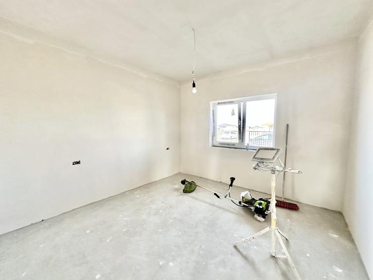 Casă individuală cu 3 camere cu Teren 640 Mp în Moșnița Nouă