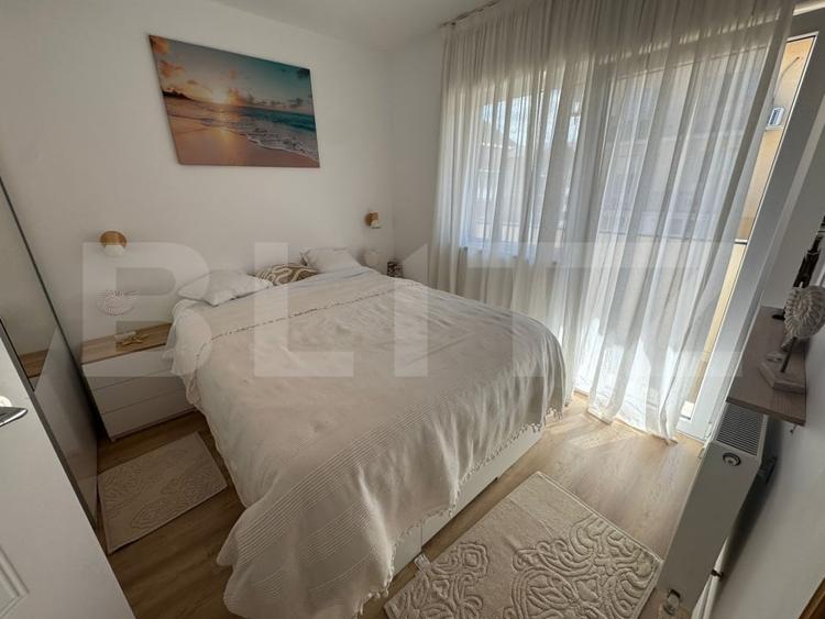 Apartament cu 2 camere, etaj intermediar, balcon, parcare, zona Porii - 5