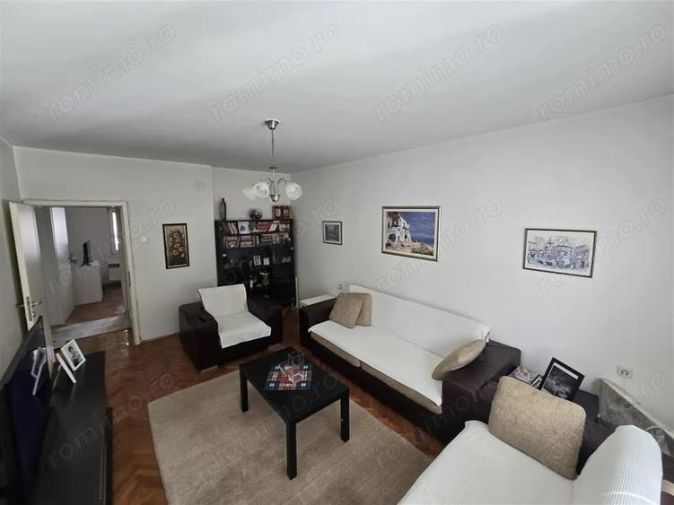 Apartament cu 2 camere în Obor