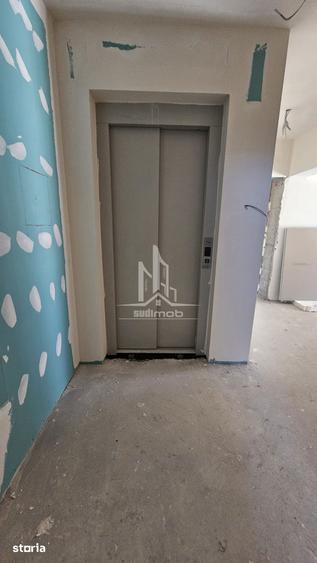Apartament cu 2 camere în Apărătorii Patriei
