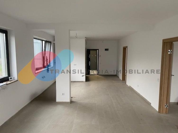 Spațiu comercial, de 80 mp, în Sânnicoară