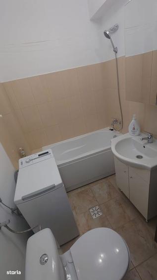 Casă cu 4 camere cu Teren 239.7 Mp în Dorobanți