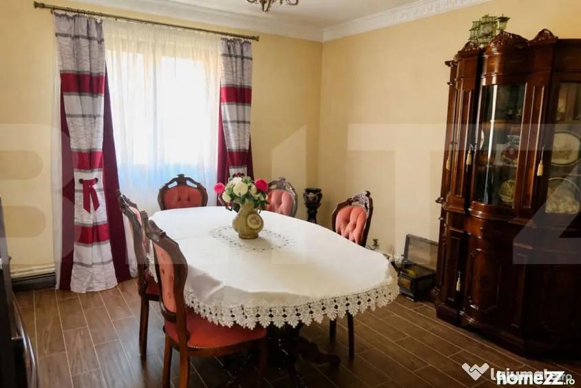 Casă cu 7 camere cu Teren 765 Mp în Ultracentral