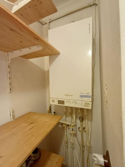 Apartament cu 3 camere semidecomandat, mobilat în Tineretului
