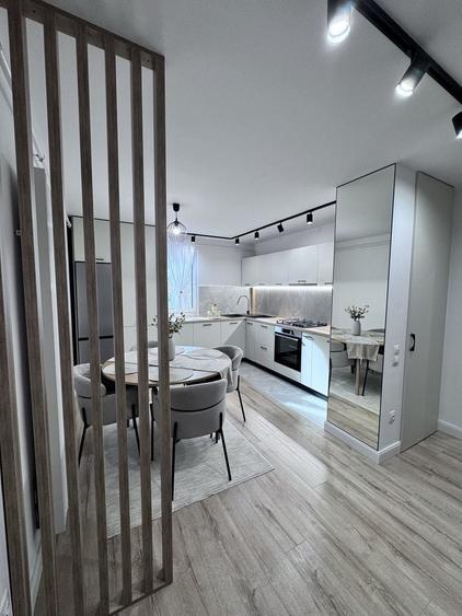 Apartament cu 2 camere decomandat în Central