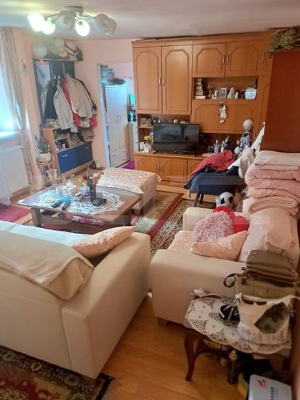 Casă individuală cu 2 camere cu Canalizare în Schei