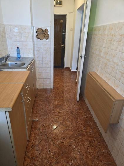 Garsonieră decomandată în Rahova