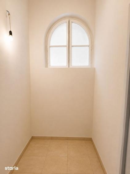 Apartament cu 4 camere în Centrul Istoric