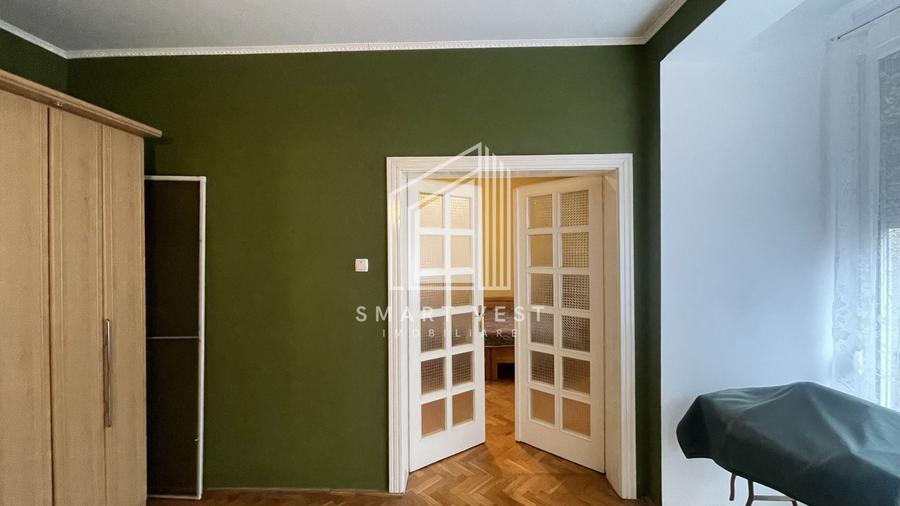 Duplex cu 4 camere cu Canalizare în 14 Mai