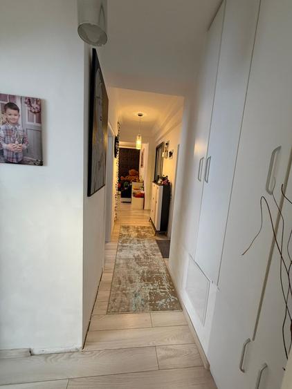 Apartament cu 3 camere decomandat, mobilat în Chiajna