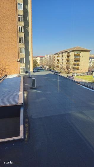 Apartament cu 3 camere decomandat în Rogerius